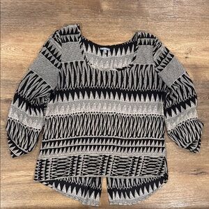 Charlotte Russe Black and Beige 3/4 Sleeve Blouse